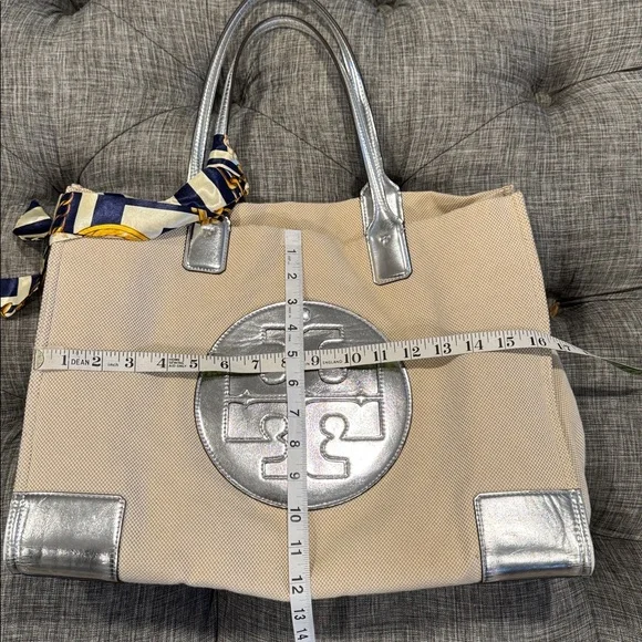 Tory Burch Tote Ella Canvas Silver Cream Logo Bag - Picture 17 of 17